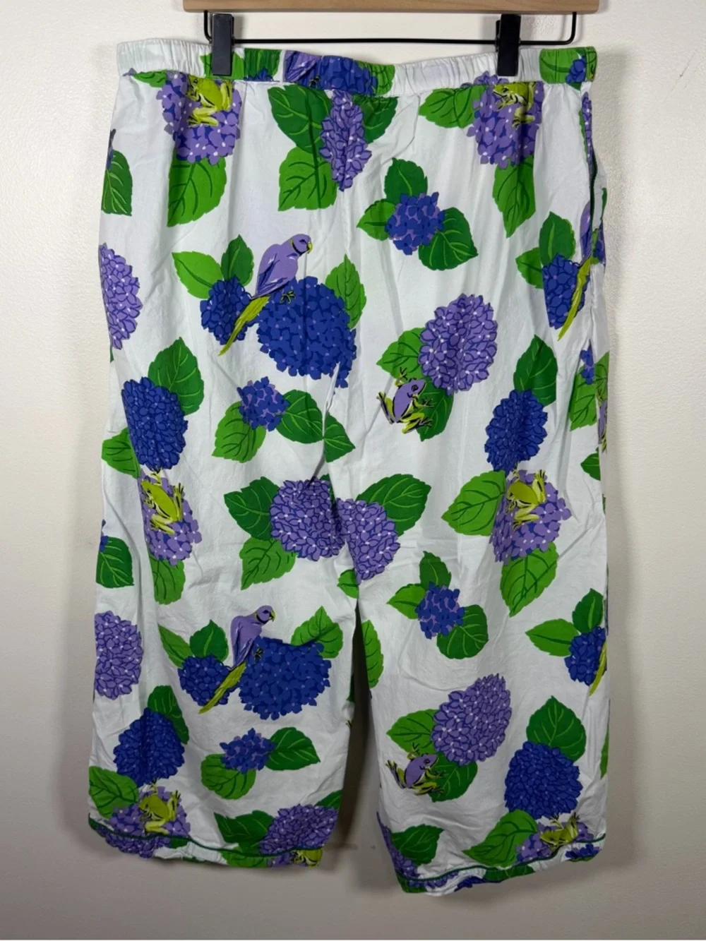 Print Fresh Pajama Pants Wide Leg Crop Hydrangea Hideout Size XL Cotton Frogs - Picture 4 of 7